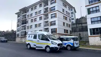 Kayseri'de Balkon Kazası: Genç Kadın Hastanede