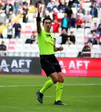 Burak Pakkan, Sivasspor-Kayserispor'da Düdük Çalacak