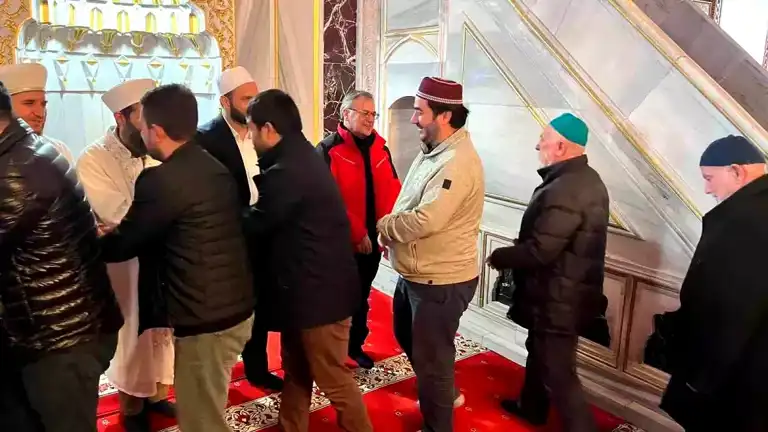 Hacılar'da Ailece Sabah Namazı